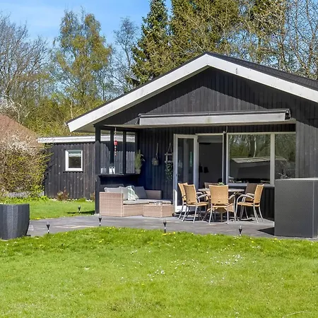 Holiday home Kennet - 30km From The Sea By Interhome